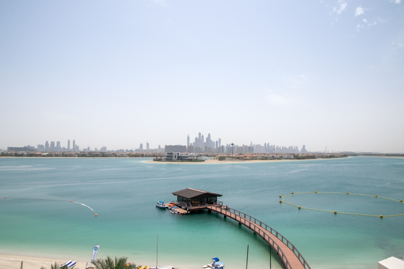 prachtige kunstmatige eilanden, stranden en heerlijk weer in Dubai
